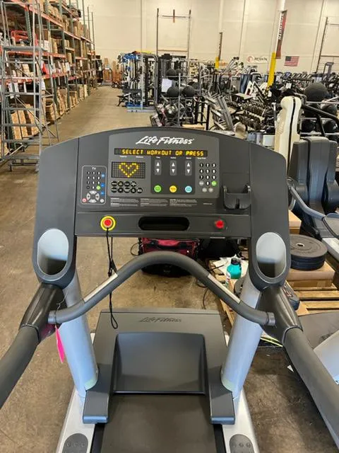 Life Fitness Integrity Series Treadmill CLST - Used