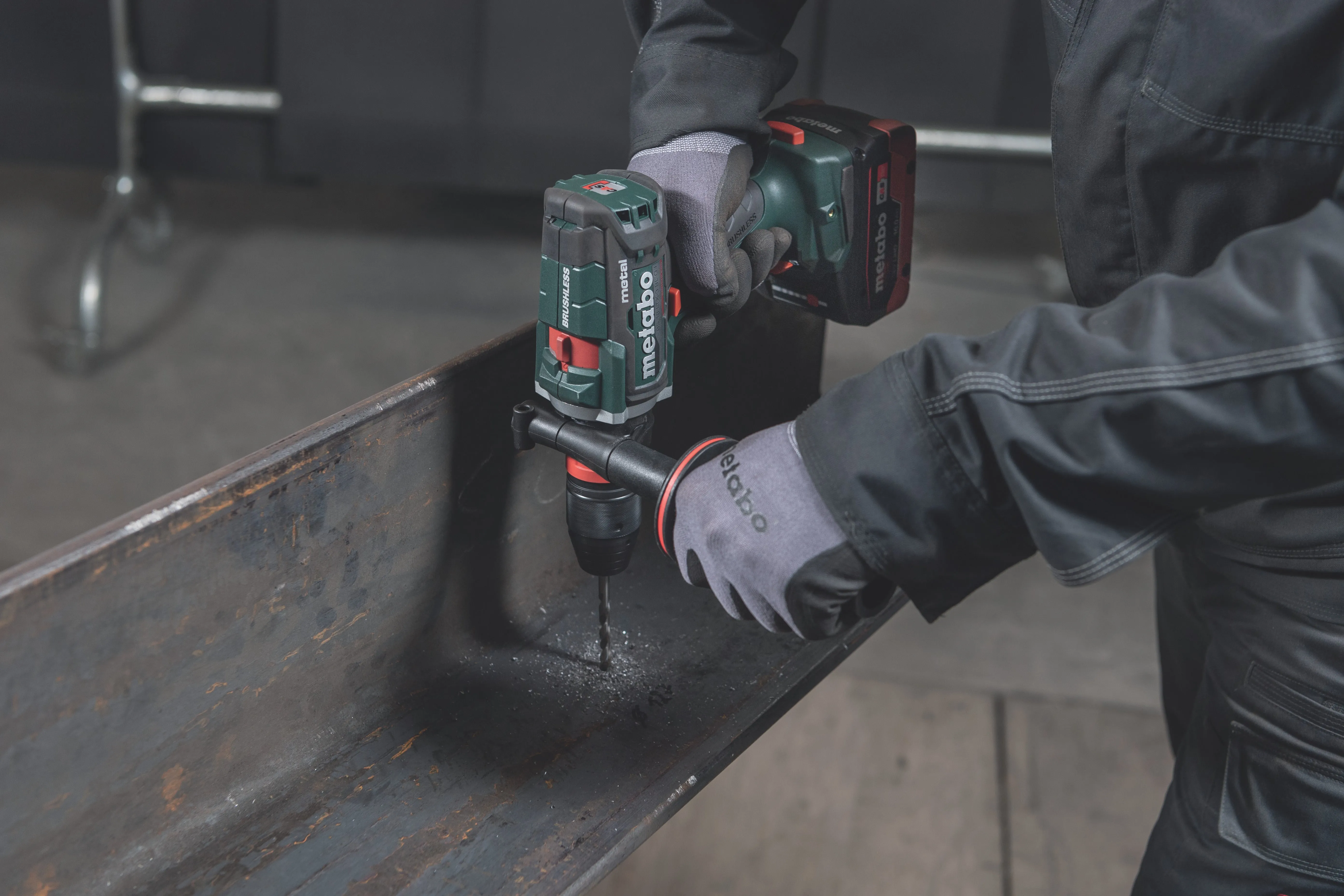 Metabo 603180620 Metabo BS 18 LTX-3 BL Q I METAL 5.5 Kit MB 18V Brushless Cordless 3-Speed Drill/Driver